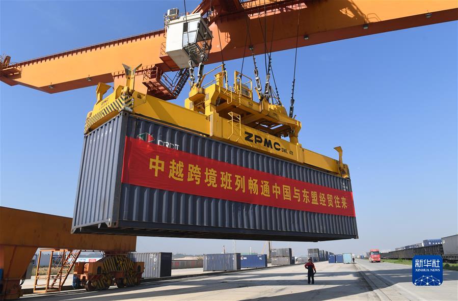 (新華全媒頭條·圖文互動(dòng))(4)十八歲的見證——從東博會(huì)看中國(guó)—東盟合作之變